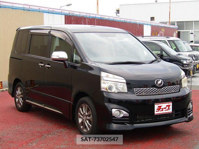Toyota VOXY 2013-06 378462-6
