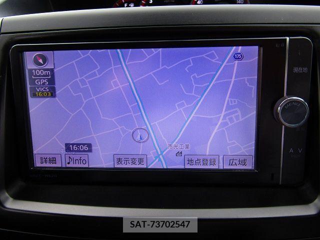 Toyota VOXY 2013-06 378462-5