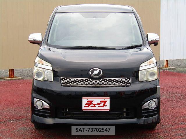 Toyota VOXY 2013-06 378462-15