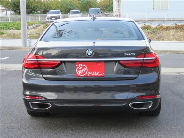 Bmw 7 SERIES 2015-12 20189-3