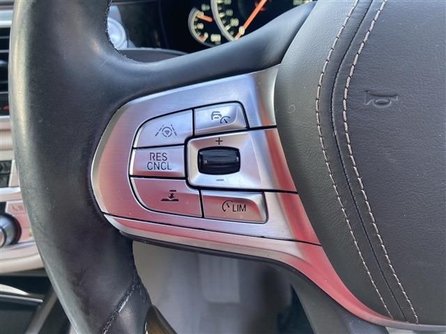 Bmw 7 SERIES 2015-12 20189-16