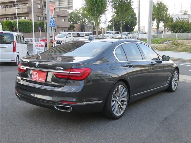 Bmw 7 SERIES 2015-12 20189-5