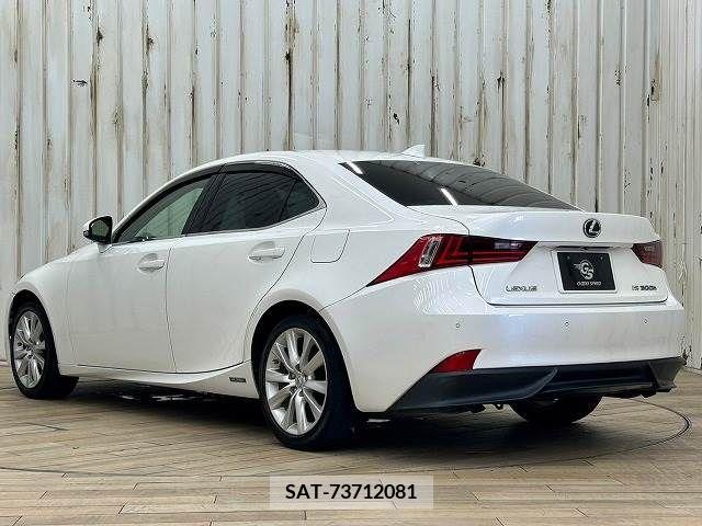Lexus IS 2013-07 362831-15