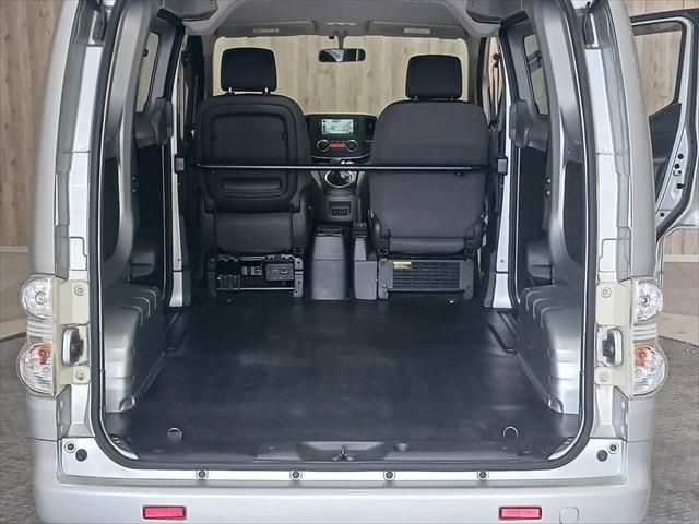 Nissan E-NV200 VAN 2017-03 181264-19