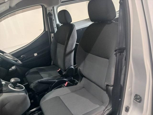 Nissan E-NV200 VAN 2017-03 181264-18