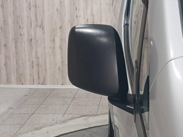 Nissan E-NV200 VAN 2017-03 181264-11