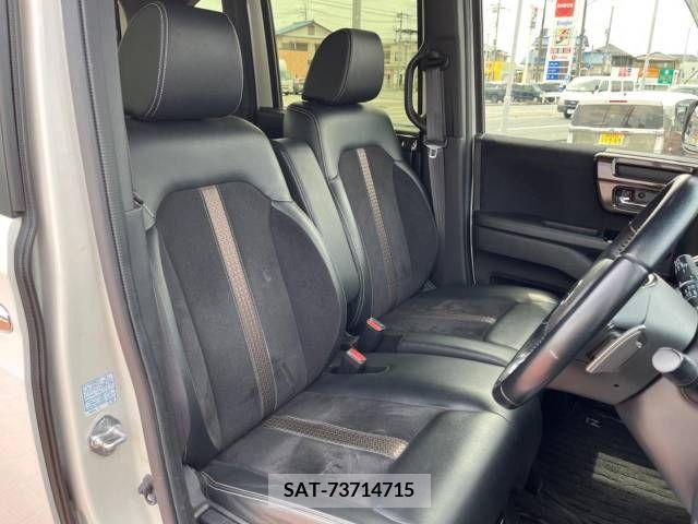 Honda N BOX CUSTOM 2018-10 307198-9
