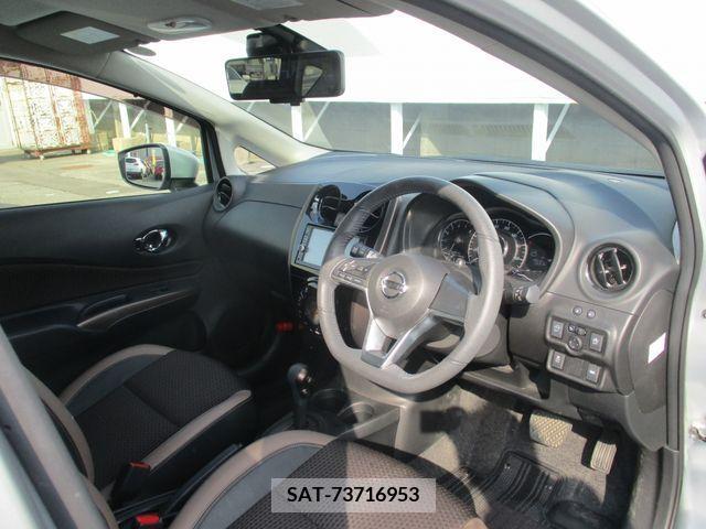 Nissan NOTE 2017-04 210654-1