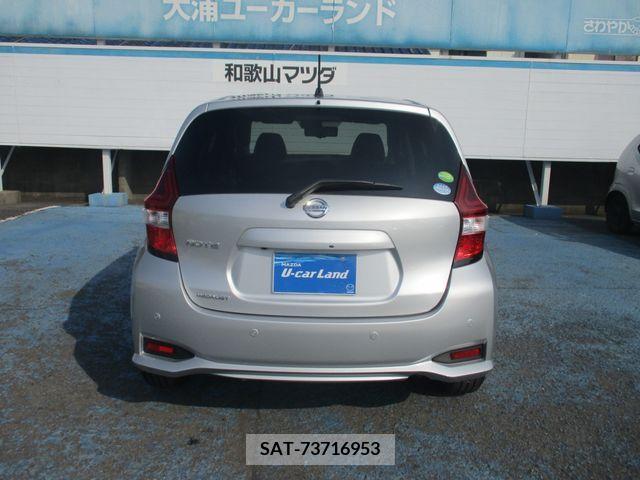 Nissan NOTE 2017-04 210654-4