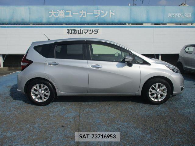 Nissan NOTE 2017-04 210654-6