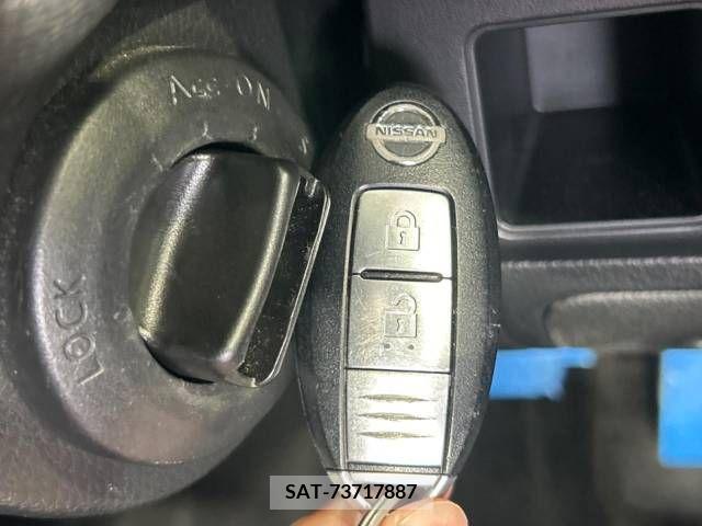 Nissan NOTE 2009-11 365433-4