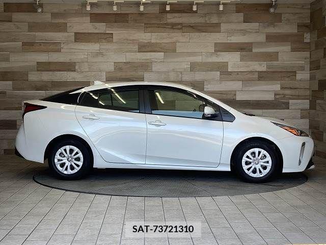 Toyota PRIUS 2021-06 366570-13