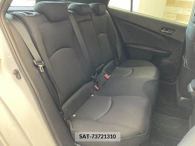 Toyota PRIUS 2021-06 366570-11