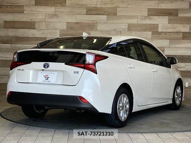Toyota PRIUS 2021-06 366570-16