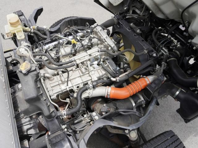 Mitsubishi CANTER 2013-02 196213-16