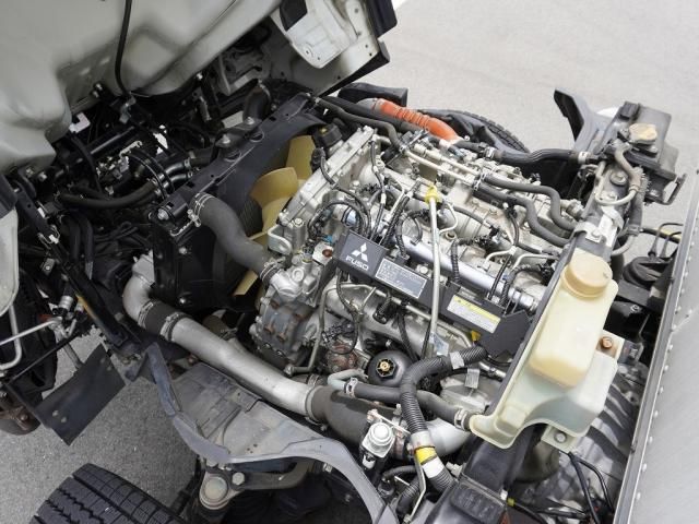 Mitsubishi CANTER 2013-02 196213-15