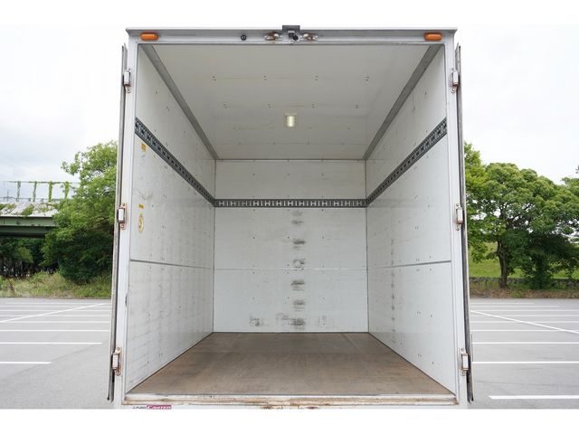 Mitsubishi CANTER 2013-02 196213-4