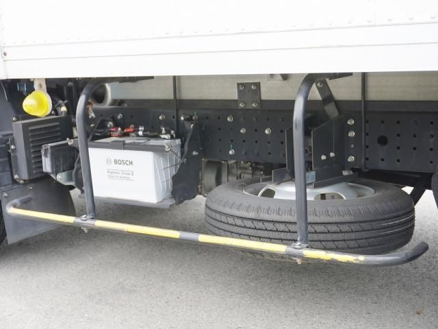 Mitsubishi CANTER 2013-02 196213-20