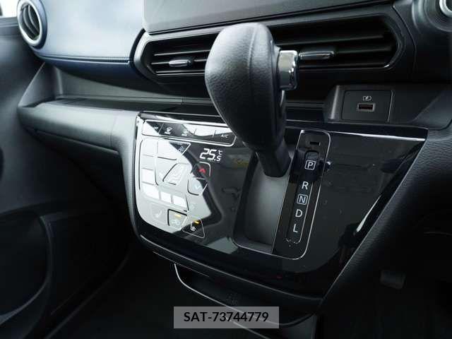 Mitsubishi EK X 2023-01 217439-14