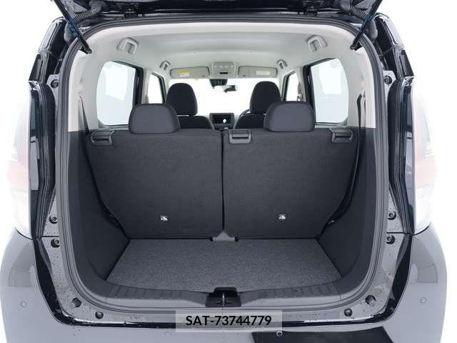 Mitsubishi EK X 2023-01 217439-5