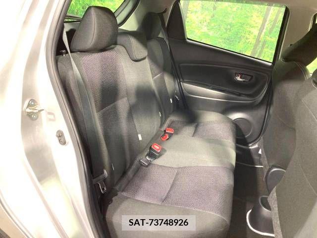 Toyota VITZ 2019-03 211882-9