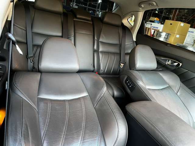 Nissan CIMA HYBRID 2013-08 3590-9