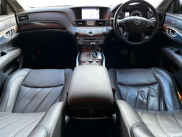 Nissan CIMA HYBRID 2013-08 3590-10