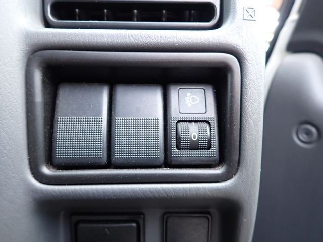 Nissan VANETTE VAN 2016-04 28592-11