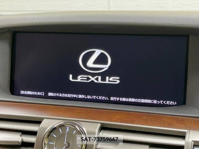 Lexus LS 2014-11 275463-2