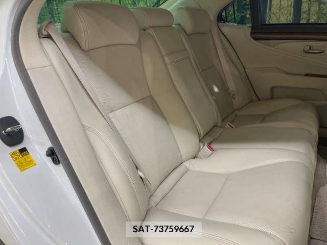 Lexus LS 2014-11 275463-9