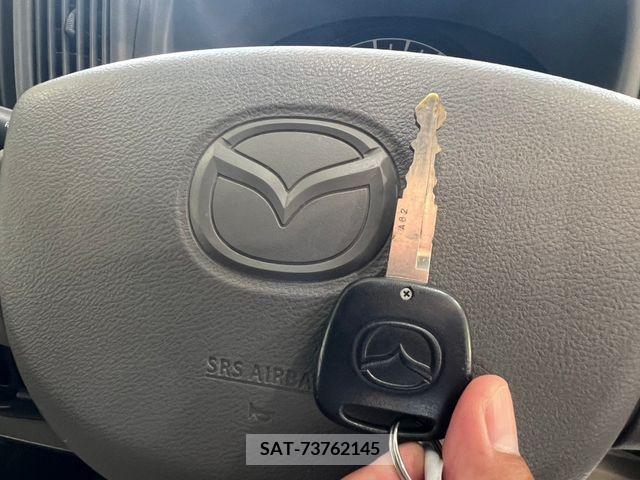 Mazda SCRUM VAN 2017-05 367605-7