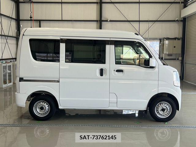Mazda SCRUM VAN 2017-05 367605-9
