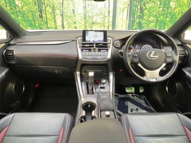 Lexus NX 2015-11 19756-1