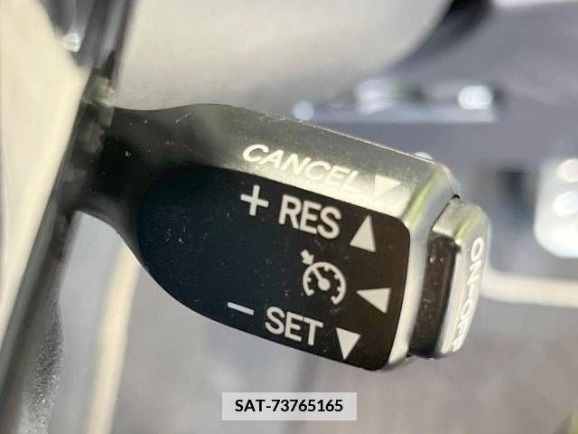Toyota AQUA 2016-08 375844-6