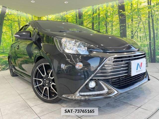 Toyota AQUA 2016-08 375844-12