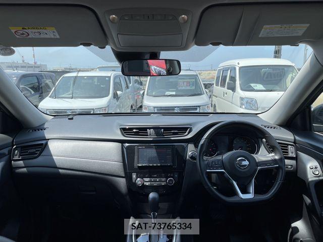 Nissan X-TRAIL 2019-05 290458-1