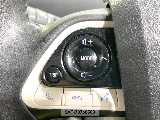 Toyota PRIUS 2016-04 322620-19
