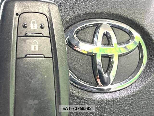 Toyota PRIUS 2016-04 322620-17