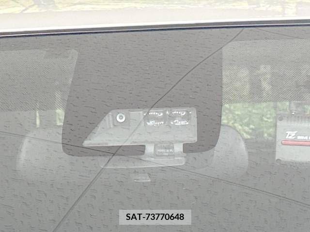 Toyota AQUA 2017-09 389323-2