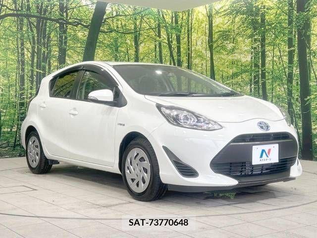 Toyota AQUA 2017-09 389323-16