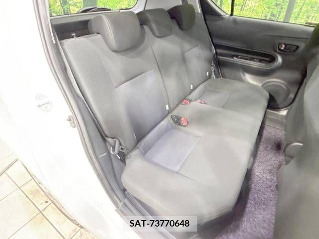 Toyota AQUA 2017-09 389323-9