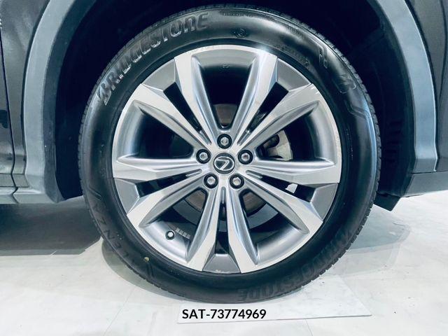 Lexus RX 2019-01 388425-10