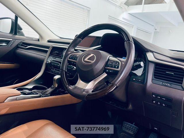 Lexus RX 2019-01 388425-13