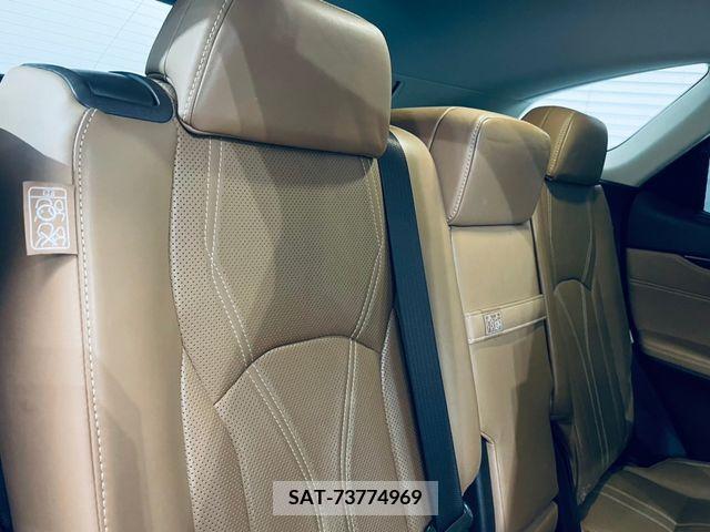 Lexus RX 2019-01 388425-23