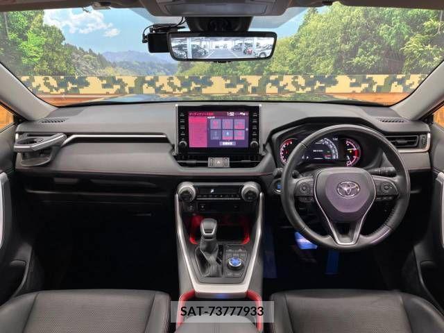 Toyota RAV4 2021-11 283930-1