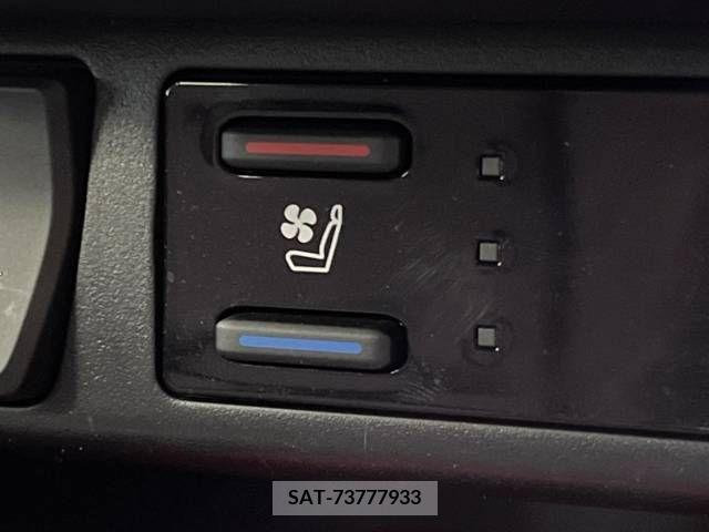 Toyota RAV4 2021-11 283930-10