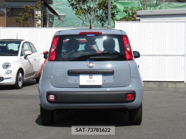 Fiat PANDA 2023-01 382366-8