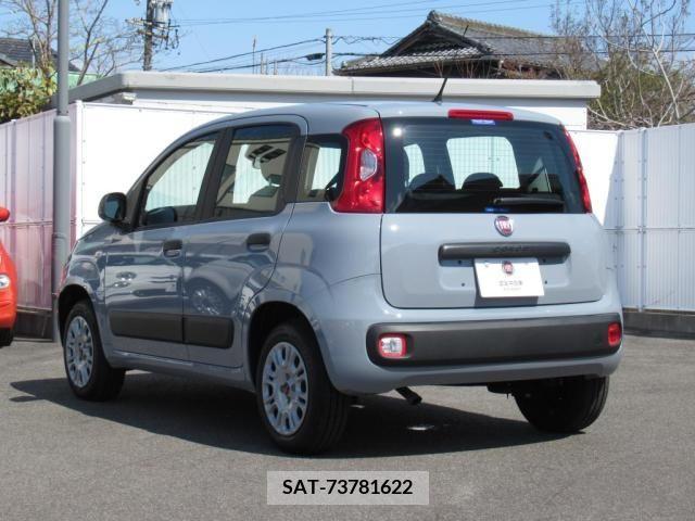 Fiat PANDA 2023-01 382366-14