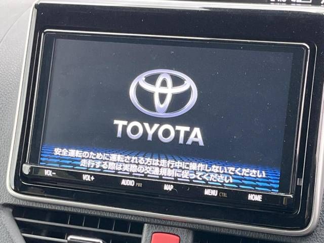 Toyota VOXY 2019-06 188549-2