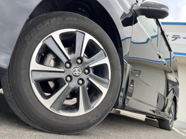 Toyota VOXY 2019-06 188549-14